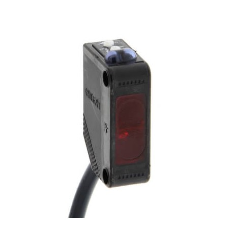OMRON E3Z-D81 5M E3Z-D81 5M E3Z 7036C E3ZD815MOMS OMRON Photoelectric sensor, rectangular housing, red LED, diffuse, 100 mm, ..
